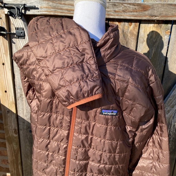 NEW 2022 Patagonia men’s Nano puff jacket XL & L Reg fit cone brown NWT perfect - Picture 6 of 14